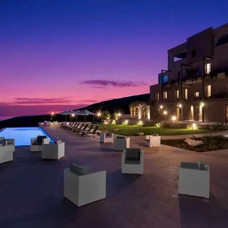 Relais Chiaramonte منتجع 4*