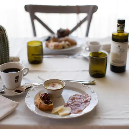 منتجع Relais Chiaramonte راغوزا