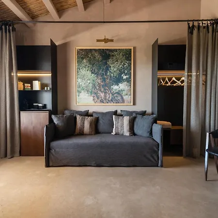 אתר נופש Relais Chiaramonte רגוזה