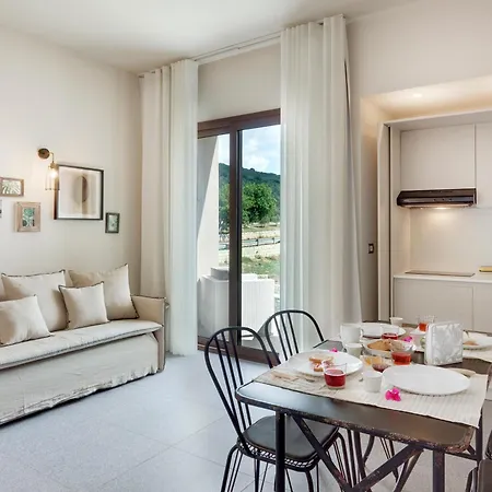 Relais Chiaramonte רגוזה