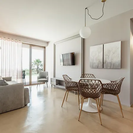 אתר נופש Relais Chiaramonte רגוזה