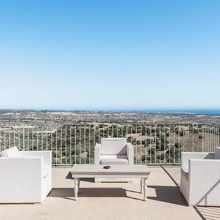 אתר נופש Relais Chiaramonte