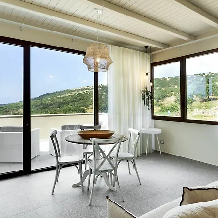 Relais Chiaramonte אתר נופש 4*