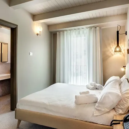 Relais Chiaramonte 4* راغوزا