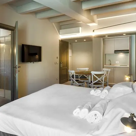 Relais Chiaramonte רגוזה