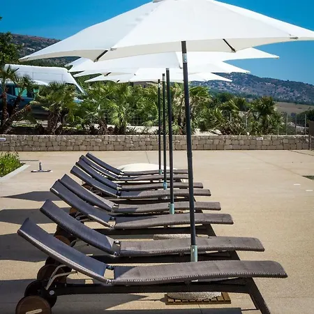 Relais Chiaramonte רגוזה