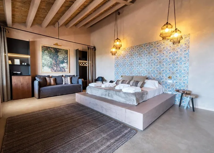 Üdülőközpont Relais Chiaramonte 4*